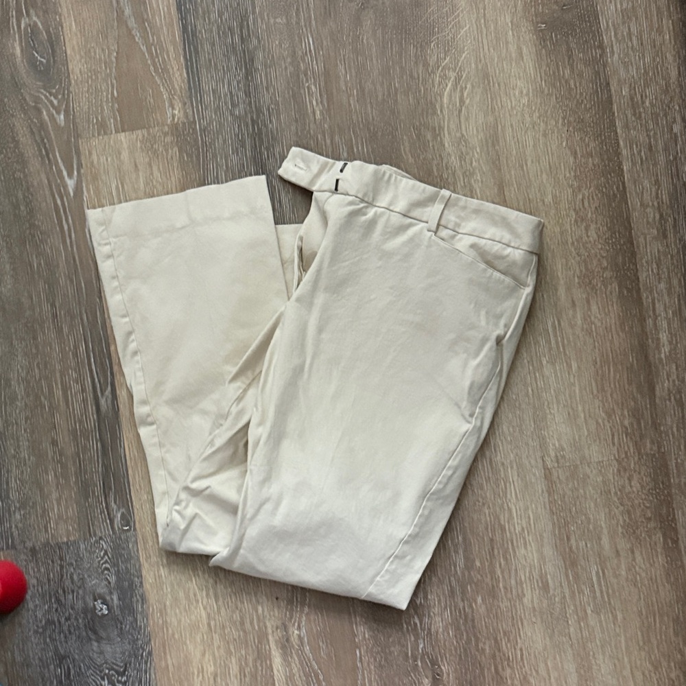41 Hawthorn women’s Tan Chinos